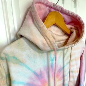 Tie-dye sweatshirt